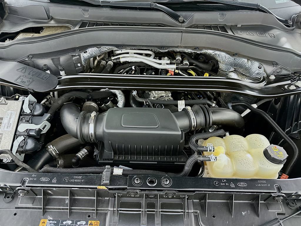 Used 2020 Ford Explorer ST AWD/4WD image 30