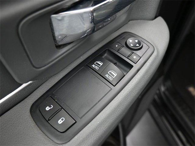 Used 2017 RAM 1500 Lone Star image 13