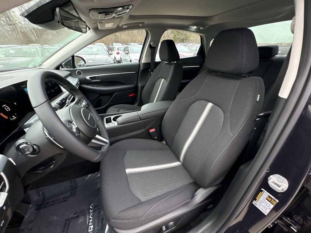New 2026 Hyundai Sonata SEL FWD image 13