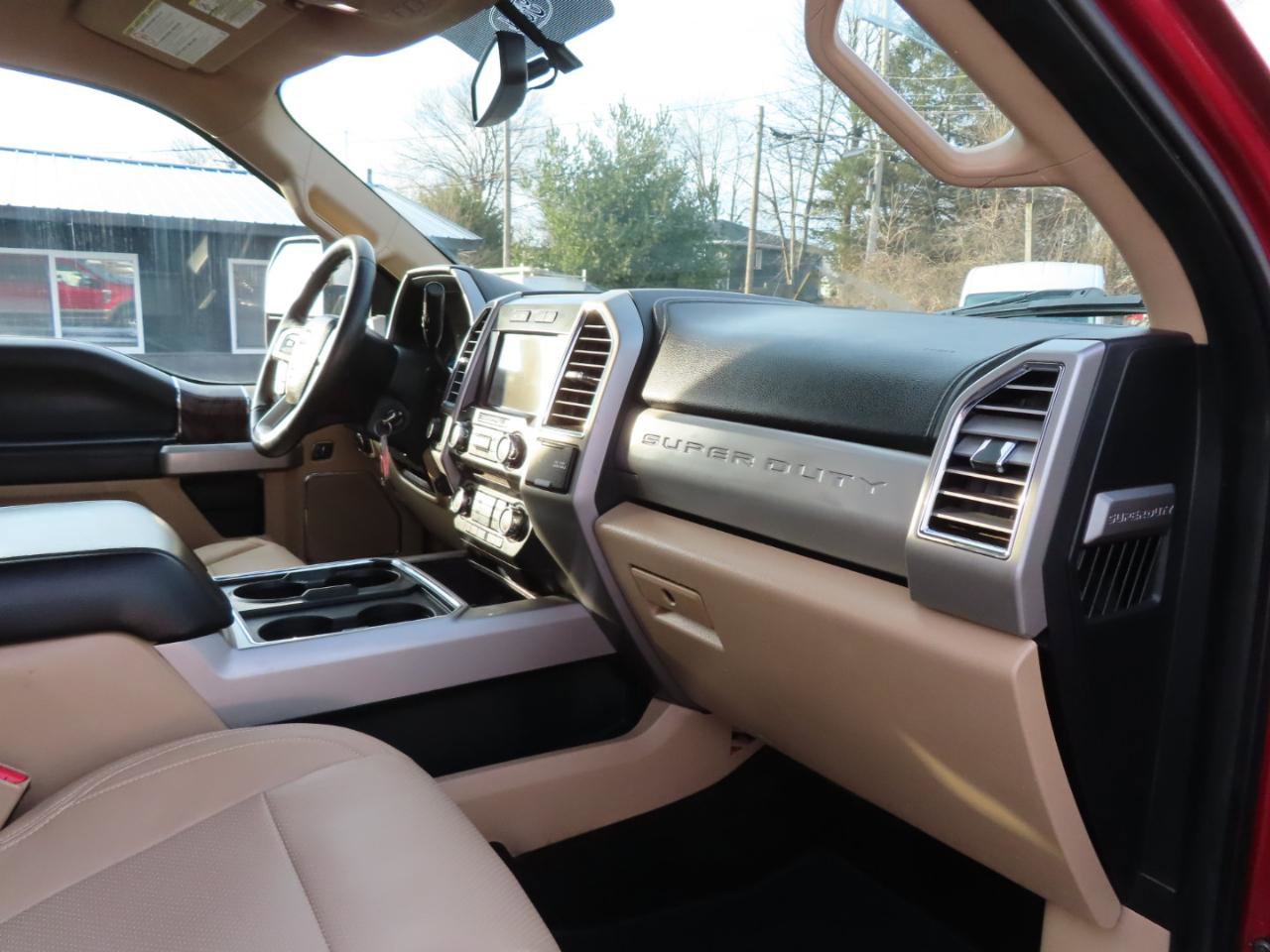 Used 2017 Ford F350 Lariat w/ Chrome Package image 50