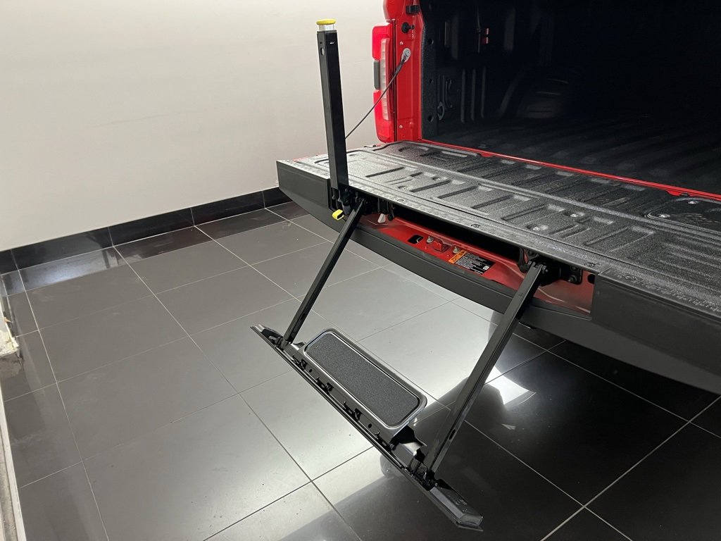 New 2025 Ford F350 XLT w/ 360-Degree Camera Package image 33