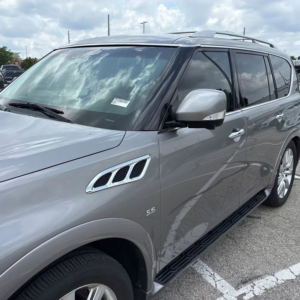 Used 2014 INFINITI QX80 4WD w/ Theater Package image 2