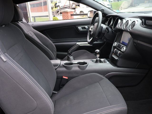Used 2022 Ford Mustang Coupe image 6
