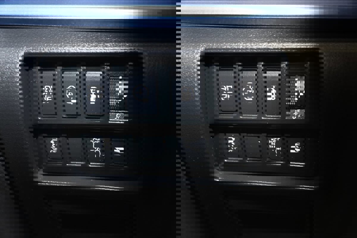 Used 2023 Subaru Crosstrek Hybrid image 30