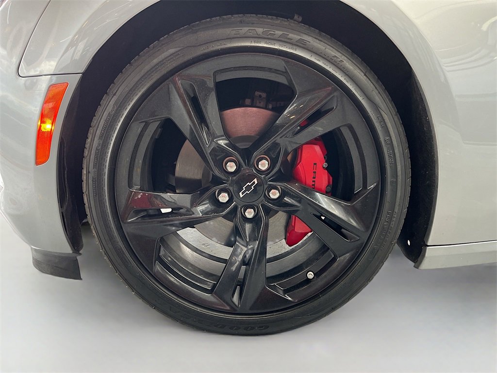 Used 2023 Chevrolet Camaro LT w/ RS Package image 28