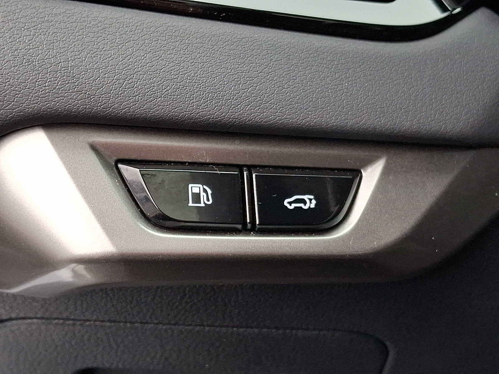 Used 2023 Lexus RX 350 Premium w/ Accessory Package (Z1) image 22