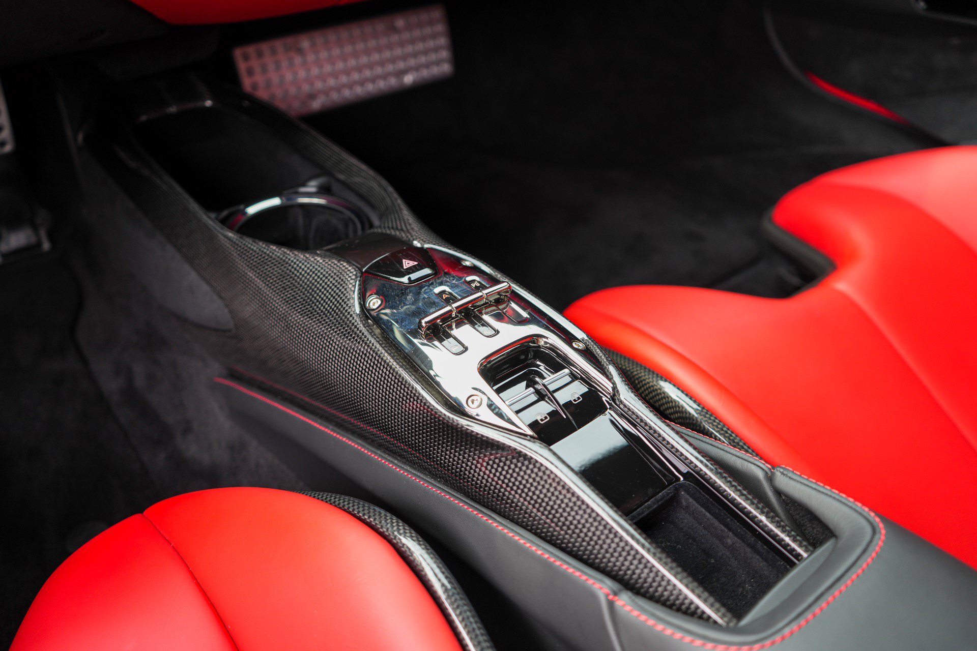 Used 2022 Ferrari SF90 Stradale AWD/4WD image 23