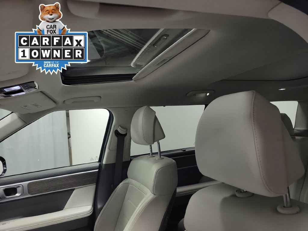 Used 2024 Hyundai Santa Fe Calligraphy AWD/4WD image 16