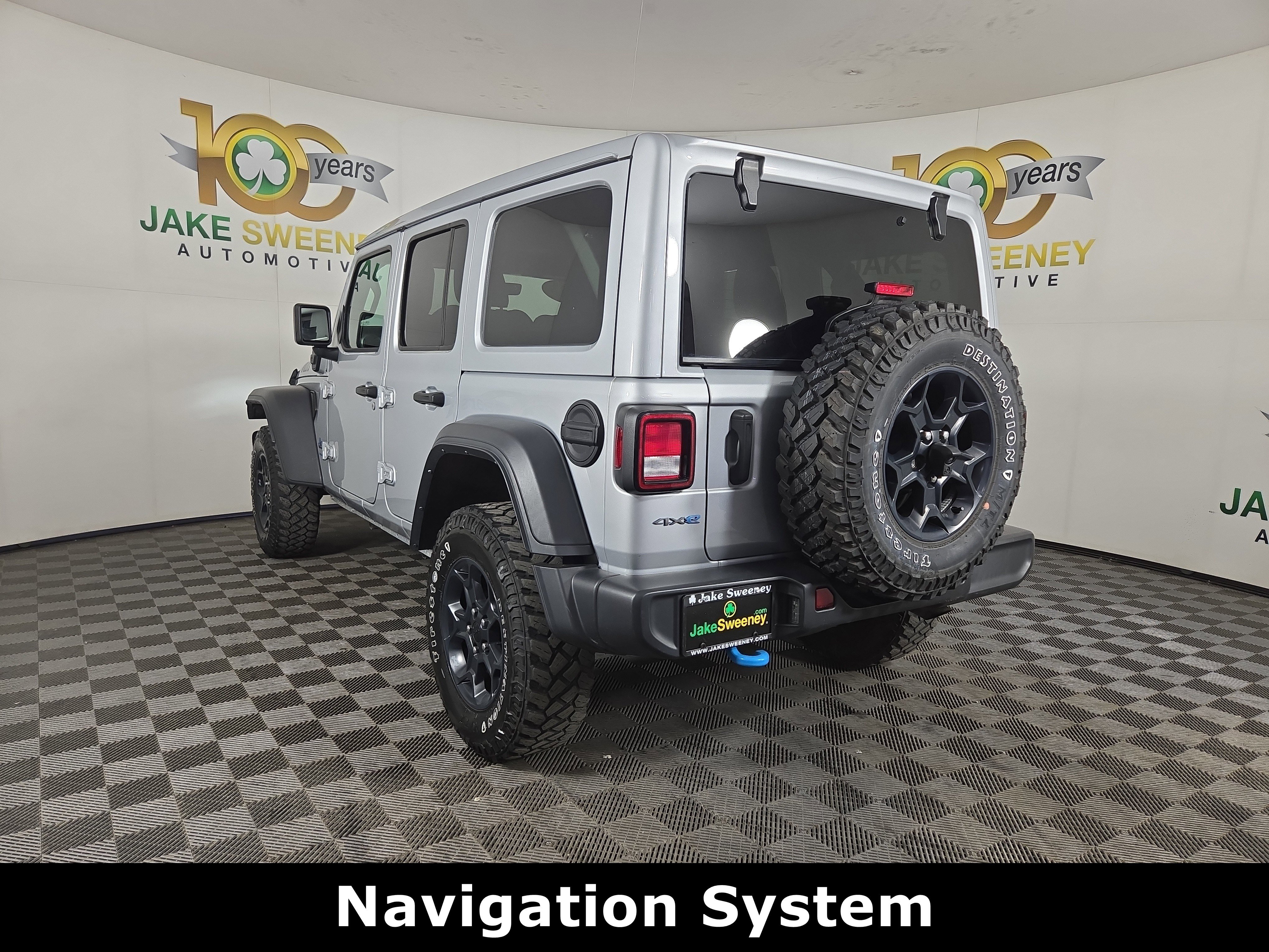 Certified 2023 Jeep Wrangler Unlimited w/ Sun & Screen Package AWD/4WD image 7