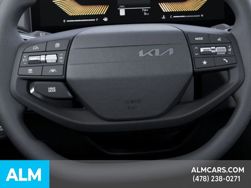 Used 2025 Kia K4 LXS image 24