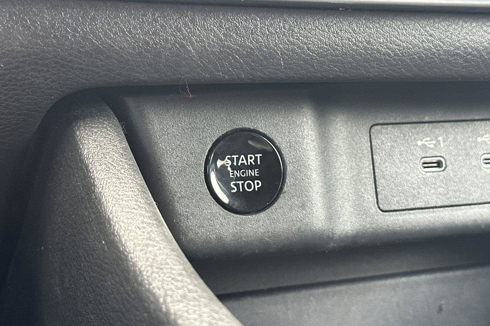 Certified 2024 Nissan Rogue S FWD image 22