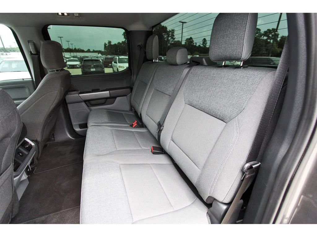 Used 2025 Ford F150 Lightning XLT AWD/4WD image 14