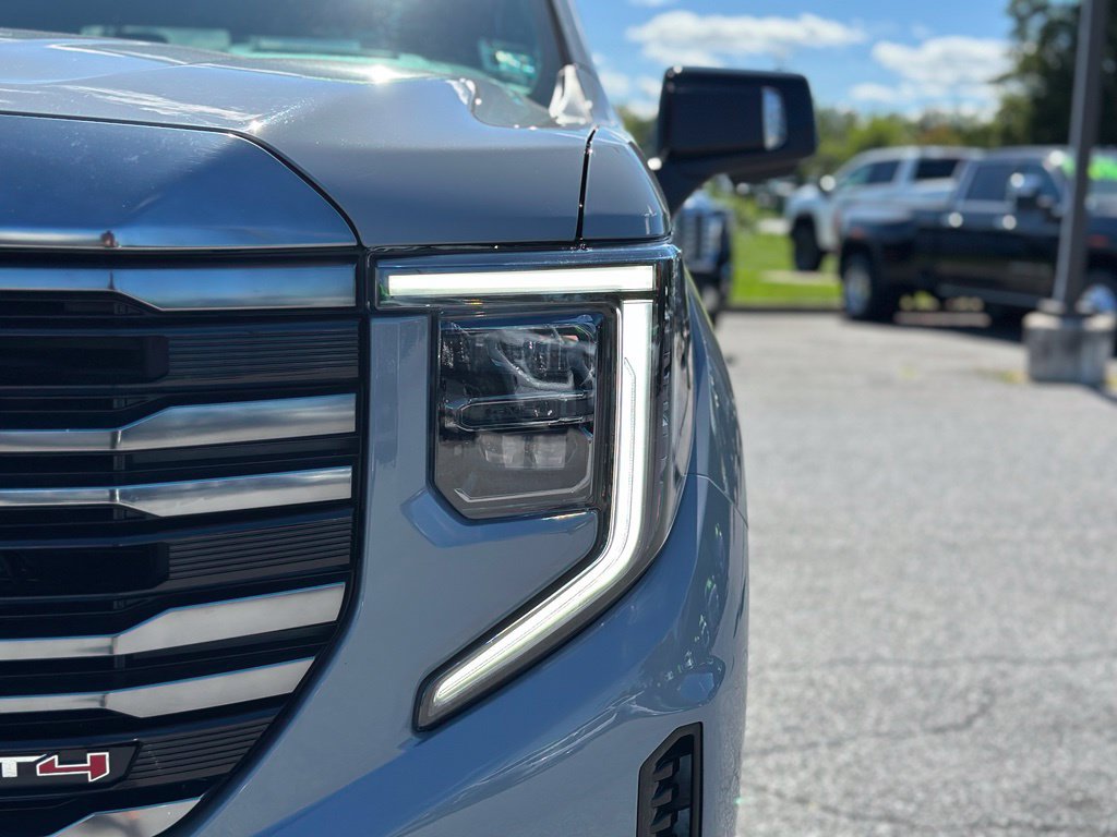 Certified 2024 GMC Sierra 1500 AT4 w/ Technology Package AWD/4WD image 40