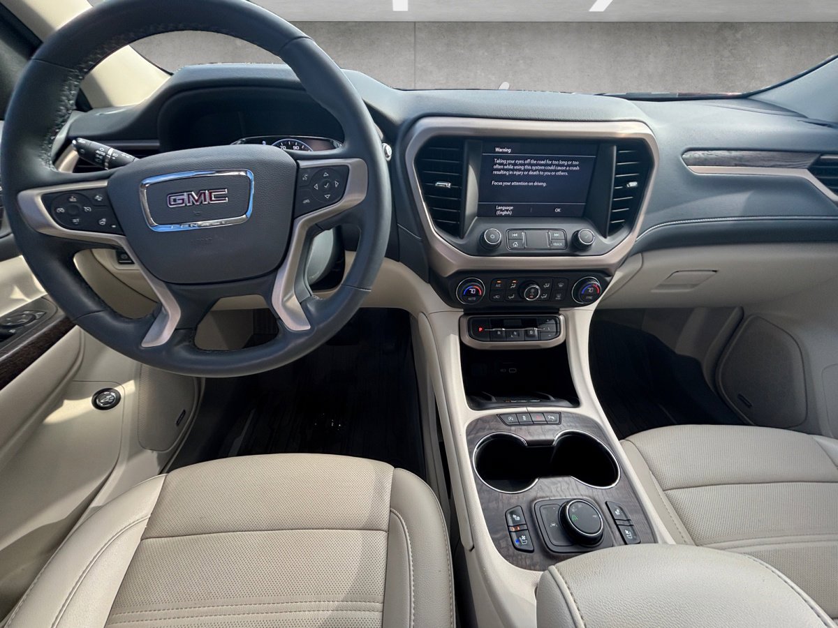 Used 2023 GMC Acadia Denali w/ Denali Ultimate Package image 21