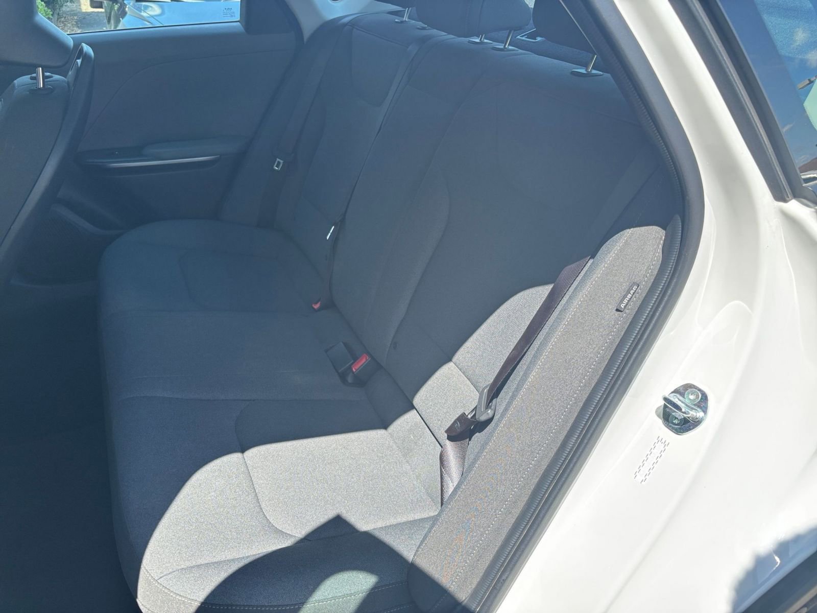 Used 2025 Kia K4 FWD image 37
