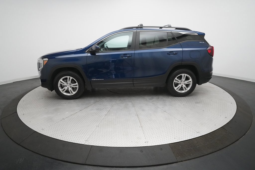 Used 2023 GMC Terrain SLE w/ Driver Convenience Package image 24