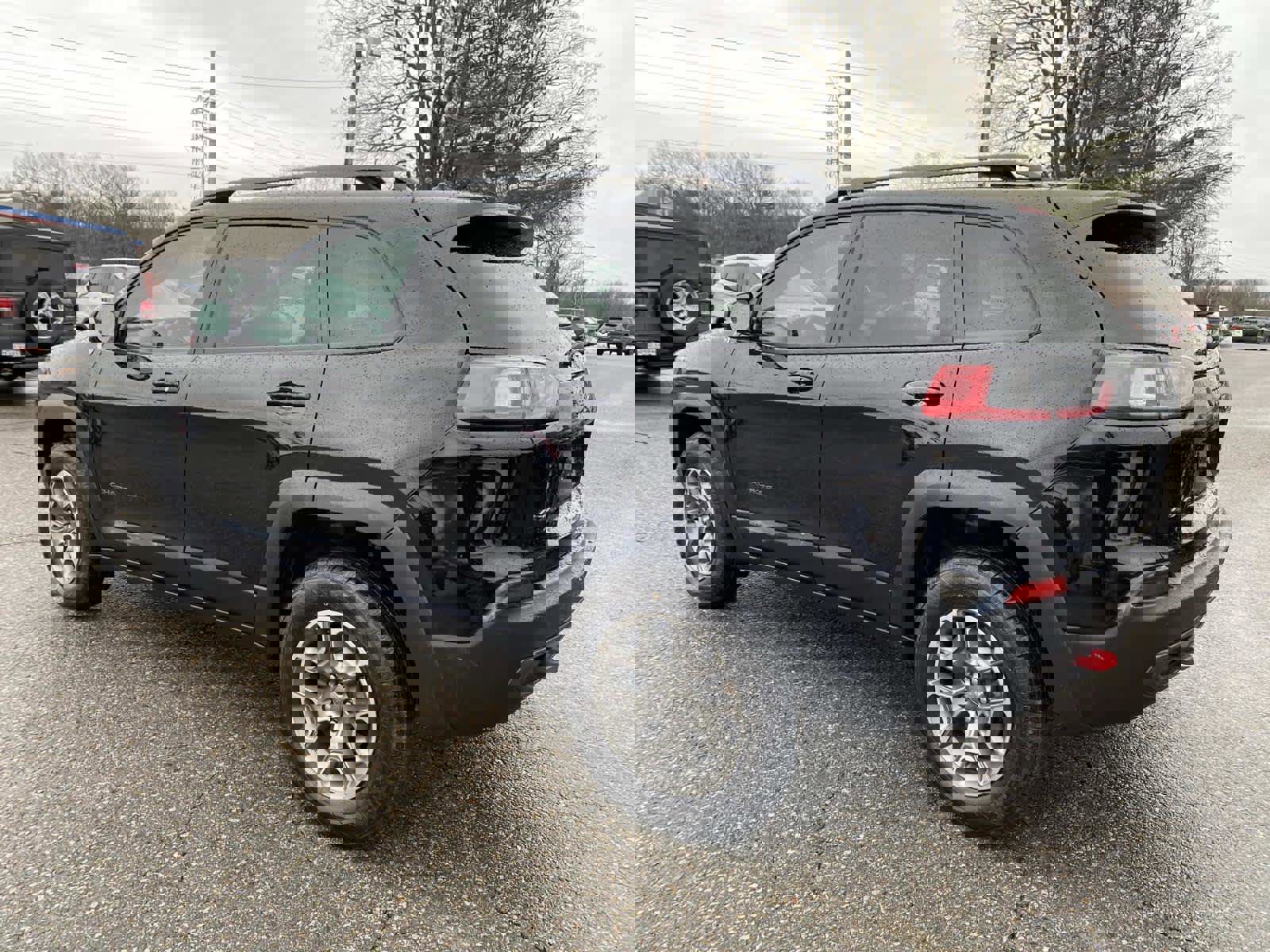 Certified 2022 Jeep Cherokee Trailhawk image 6