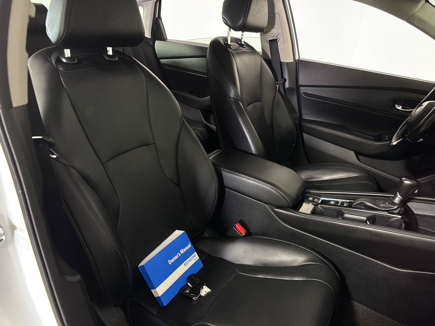 Used 2023 Honda Accord Touring image 13