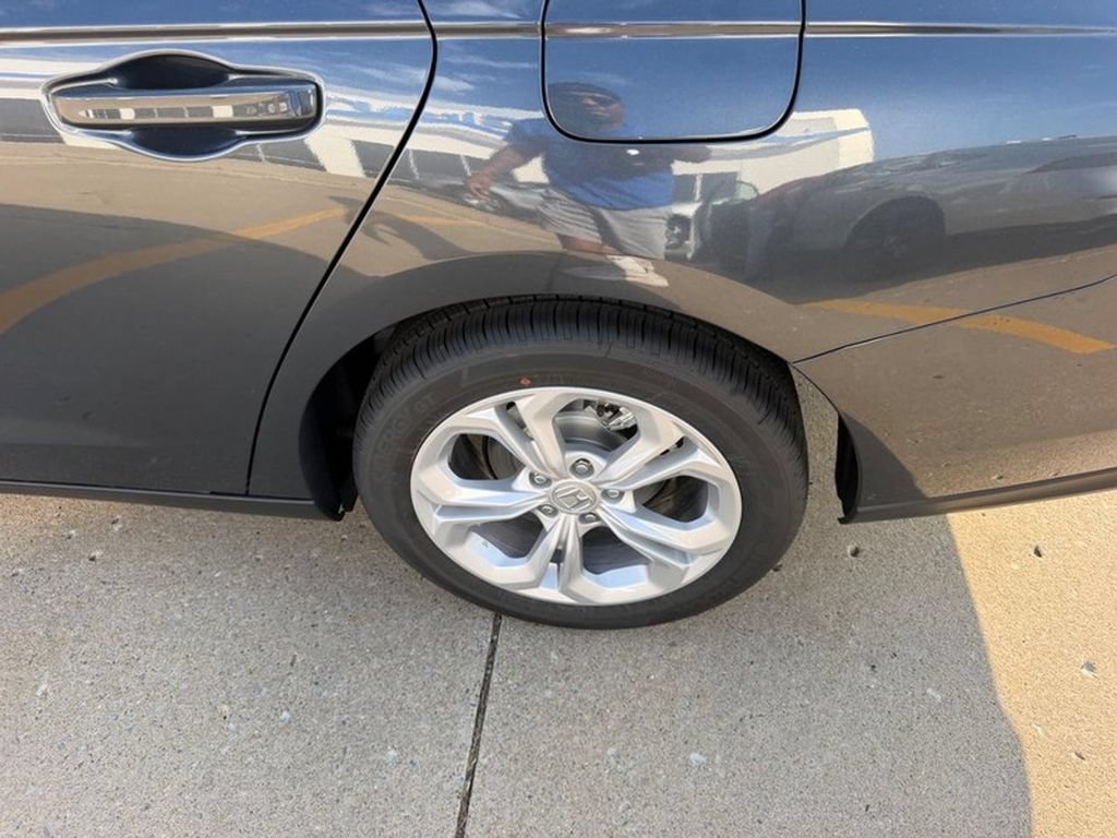 New 2026 Honda Accord LX image 5