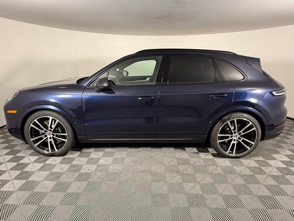 New 2026 Porsche Cayenne S image 2