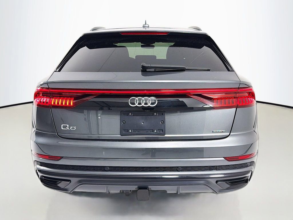 Used 2023 Audi Q8 Prestige image 6