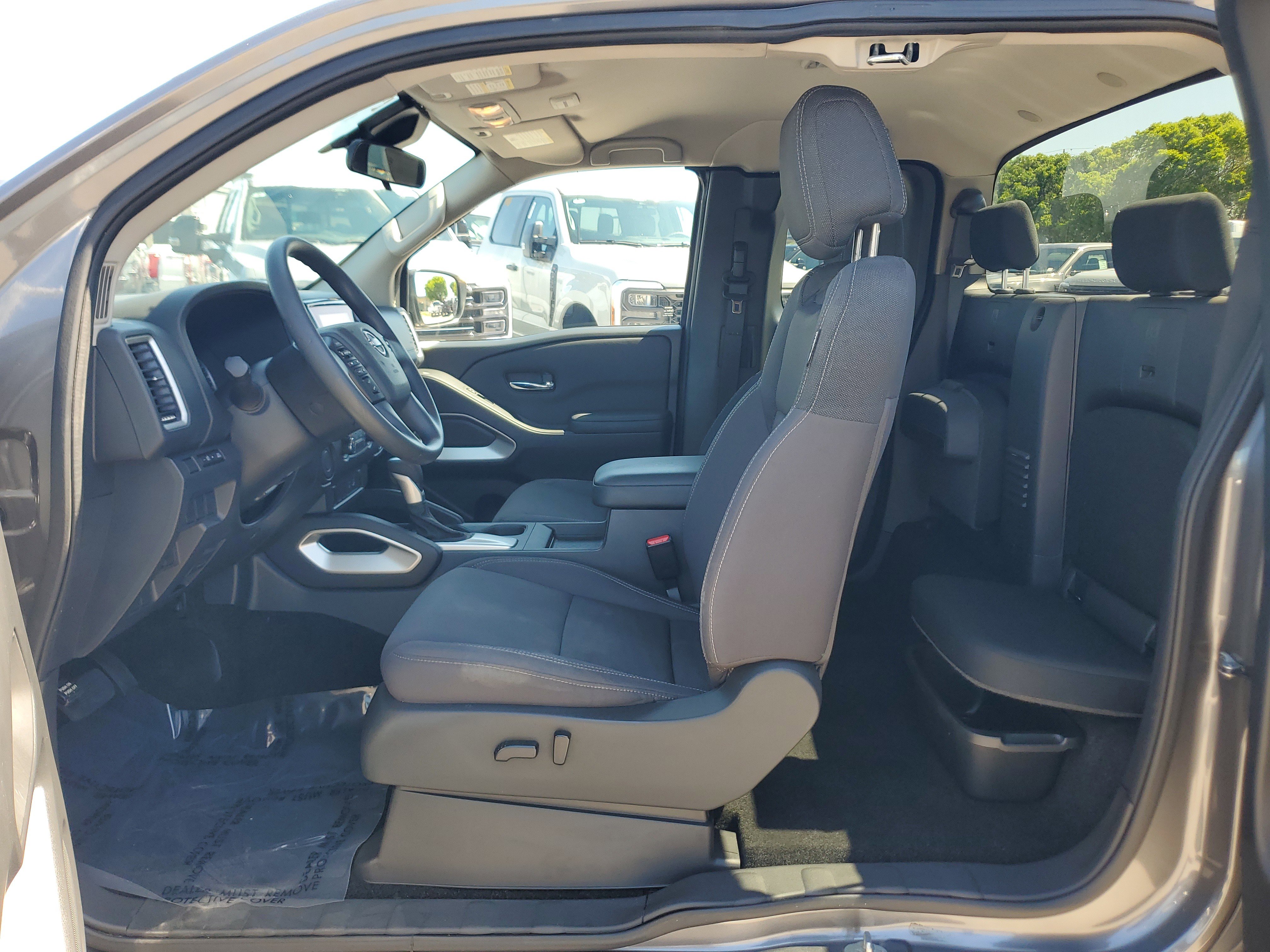 Certified 2023 Nissan Frontier SV RWD image 14