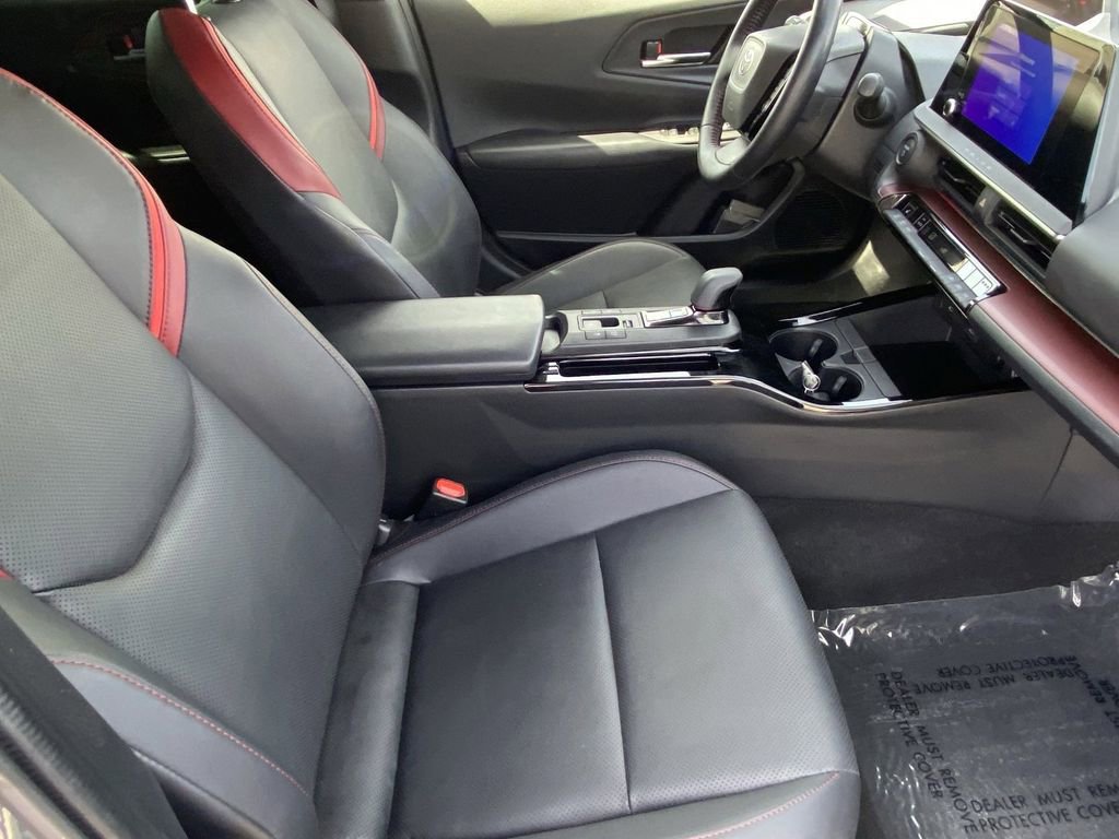 Used 2023 Toyota Prius Prime FWD image 16