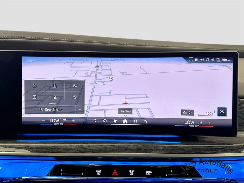 Used 2023 BMW 740i RWD image 18