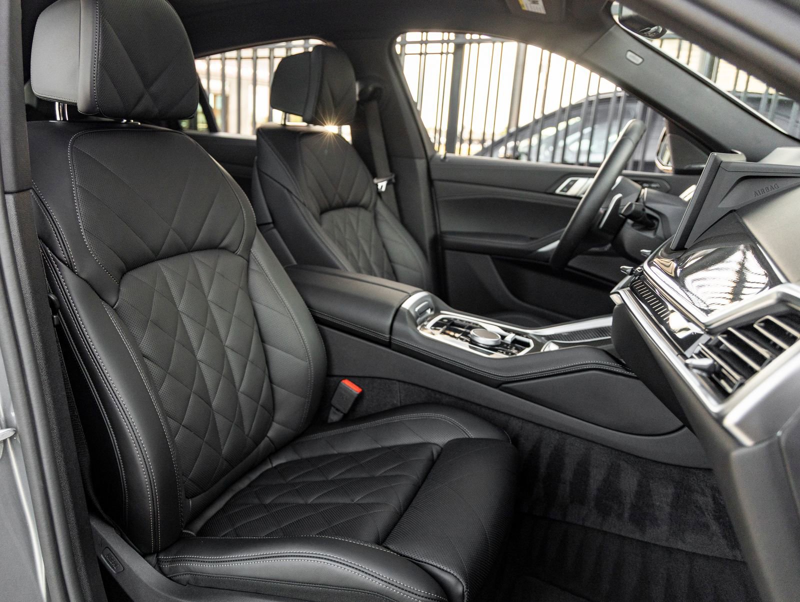 Used 2026 BMW X6 M60i image 50