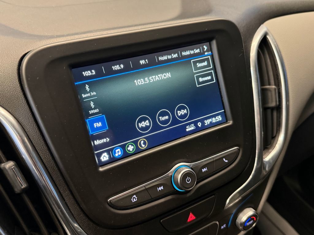 Used 2019 Chevrolet Equinox LS FWD image 13