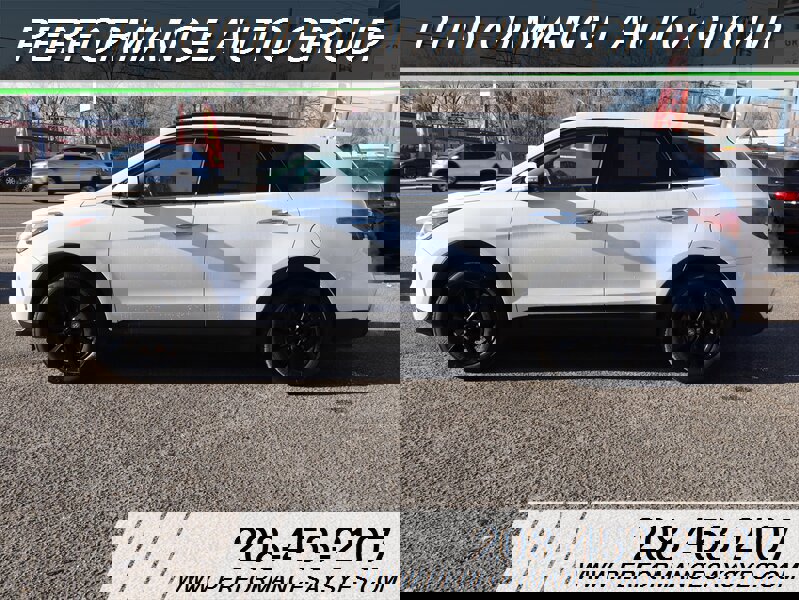 Used 2017 Hyundai Santa Fe Limited image 12