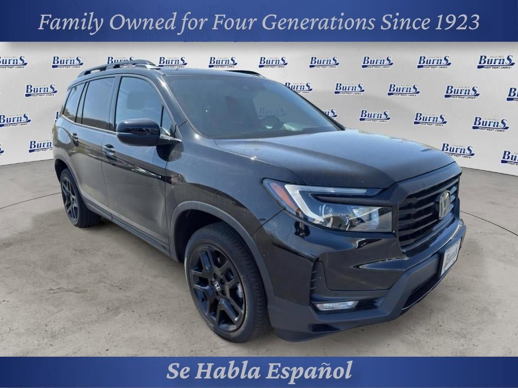 Used 2025 Honda Passport Black Edition image 1