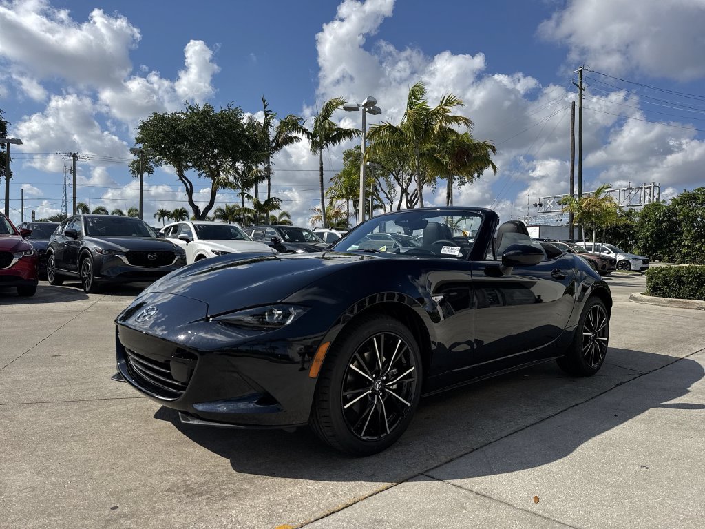 New 2026 MAZDA MX-5 Miata Grand Touring RWD image 28