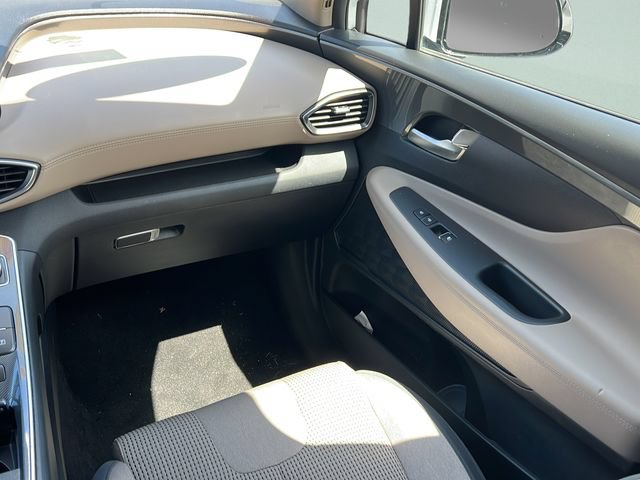 Used 2022 Hyundai Santa Fe SEL FWD image 16