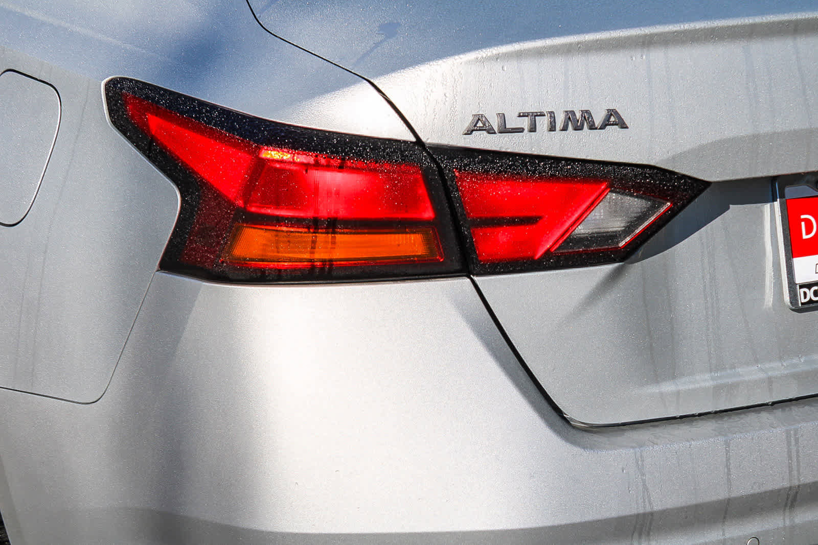 Used 2023 Nissan Altima 2.5 SV image 7