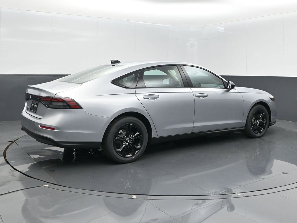 New 2025 Honda Accord SE image 22