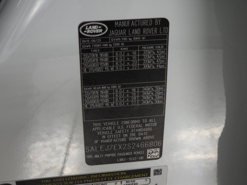 Used 2025 Land Rover Defender 110 S image 38