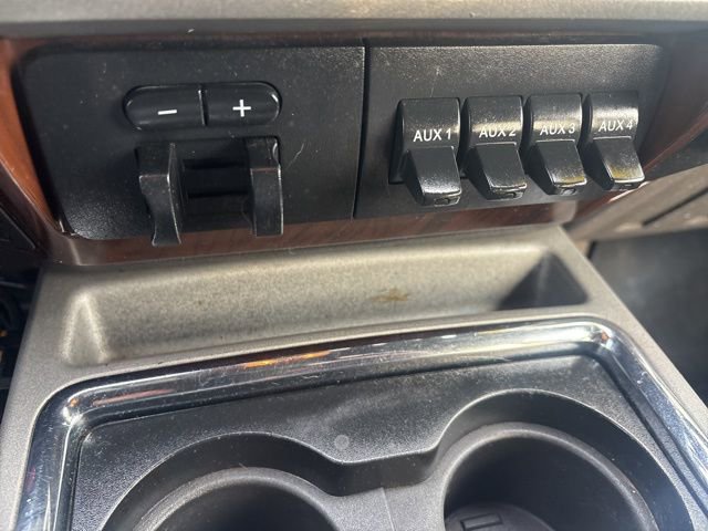 Used 2014 Ford F250 Lariat w/ Chrome Package image 27