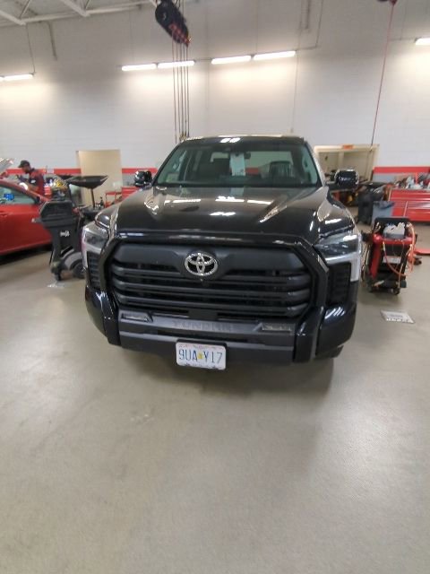 Used 2022 Toyota Tundra SR5 w/ Advanced Technology Package AWD/4WD image 3