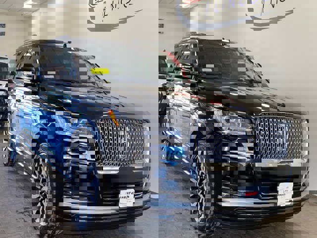 Certified 2024 Lincoln Navigator Reserve image 2
