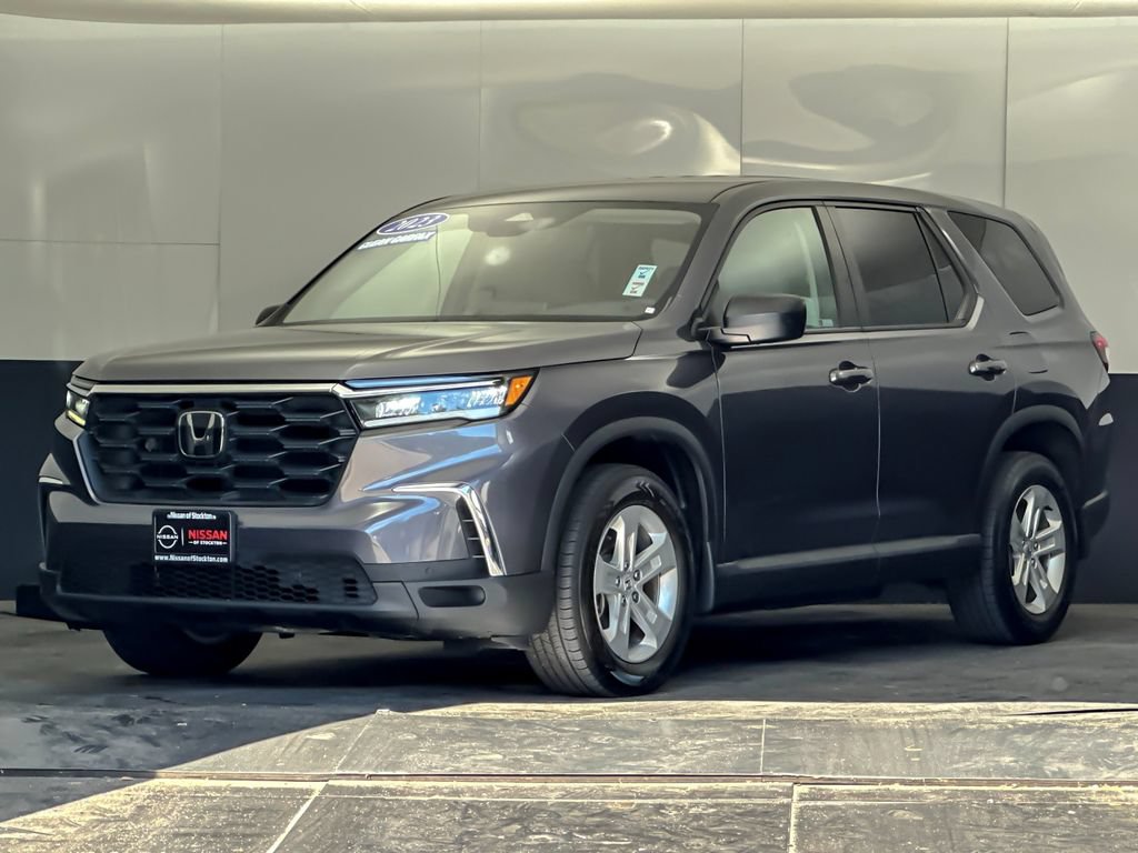 Used 2023 Honda Pilot LX image 7