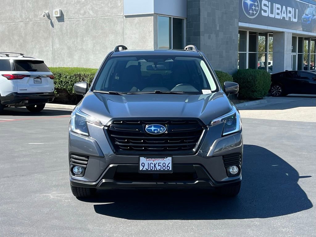 Certified 2023 Subaru Forester Premium AWD/4WD image 5
