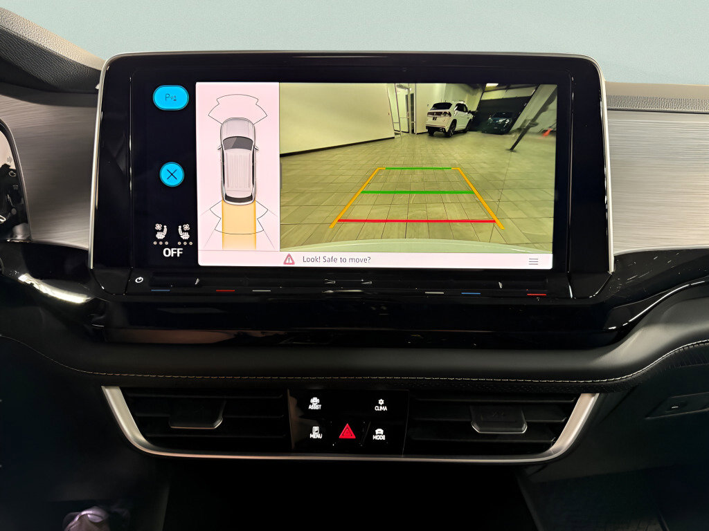 New 2026 Volkswagen Atlas Cross Sport SE image 16