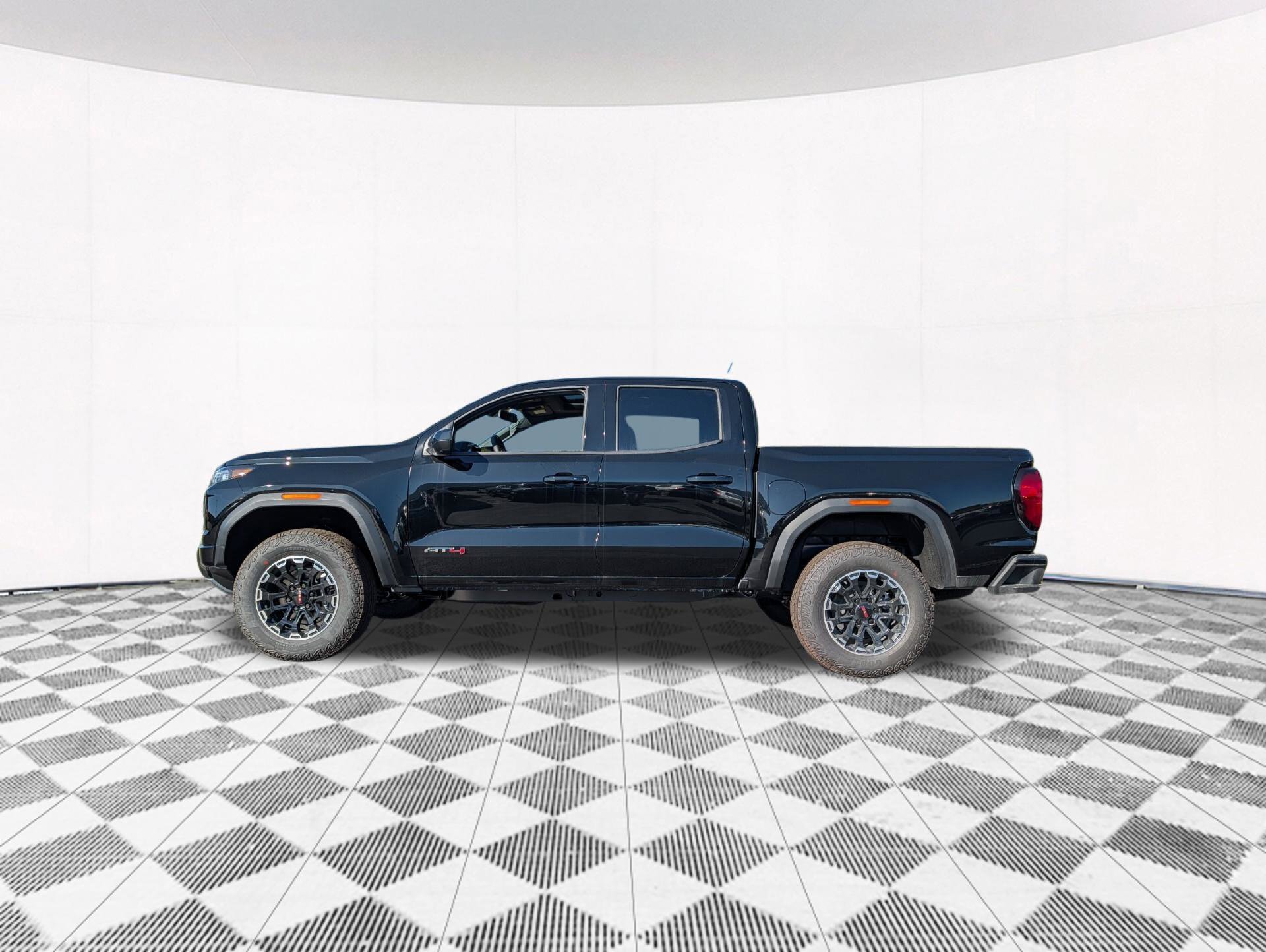 New 2026 GMC Canyon AT4 w/ Technology Plus Package AWD/4WD image 11