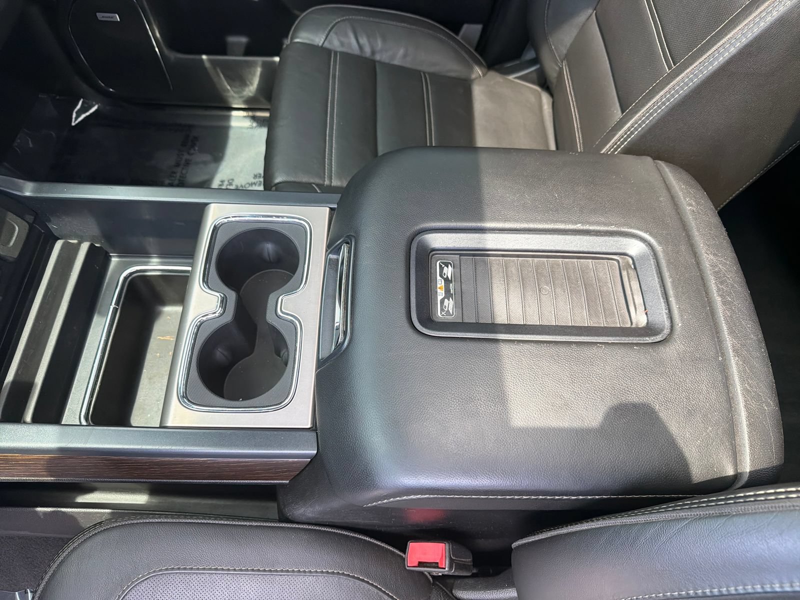 Used 2019 GMC Sierra 3500 Denali w/ Duramax Plus Package AWD/4WD image 28