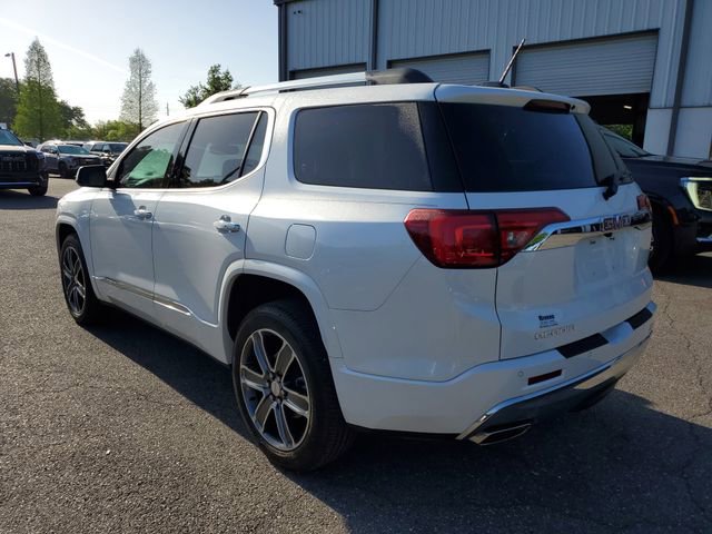 Used 2018 GMC Acadia Denali w/ Technology Package FWD image 3