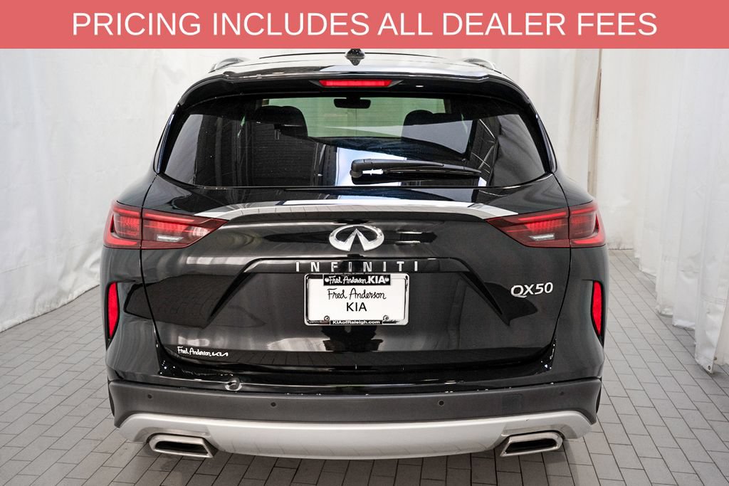 Used 2023 INFINITI QX50 Luxe w/ Cargo Package FWD image 4