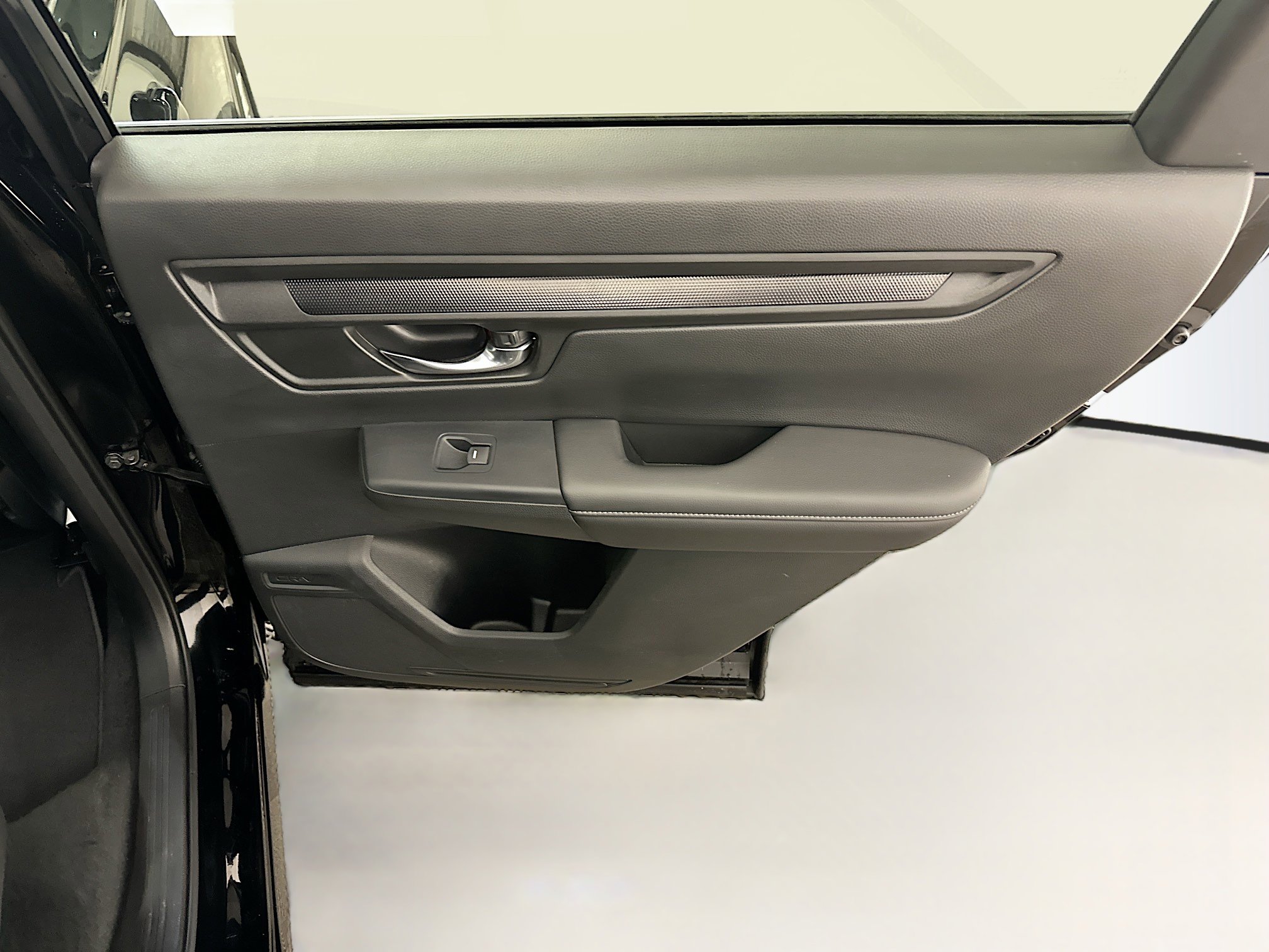 Used 2025 Honda CR-V EX image 31