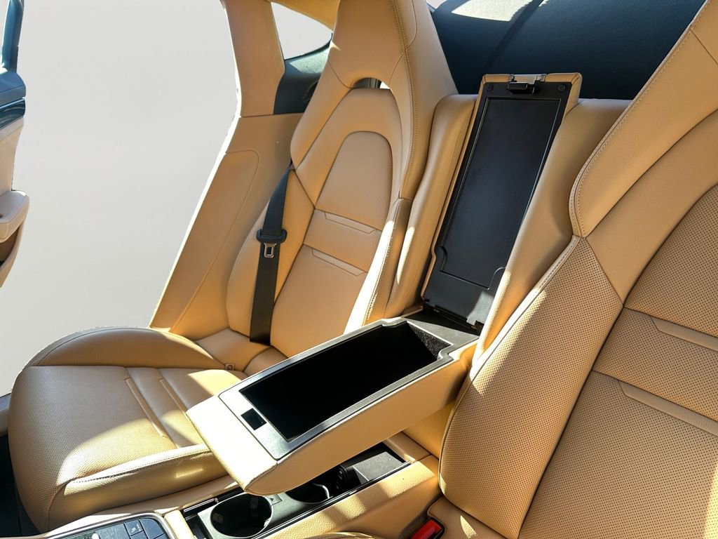 Used 2021 Porsche Panamera 4 image 25