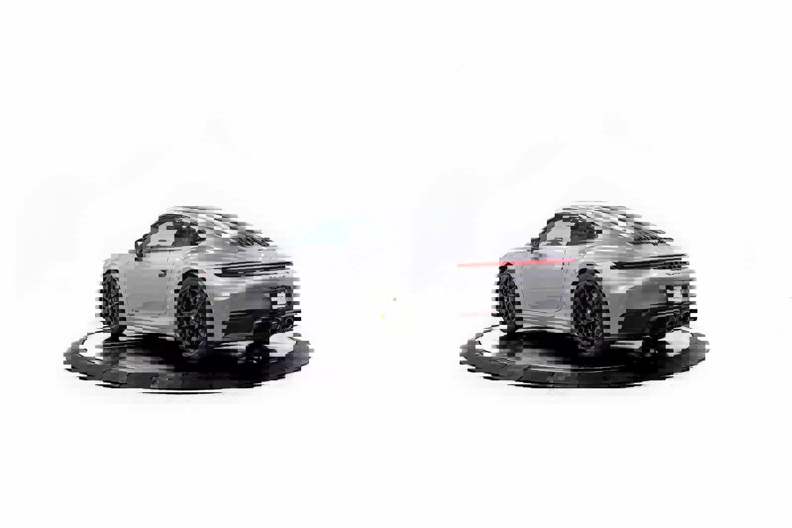 New 2026 Porsche 911 Carrera 4 GTS image 3